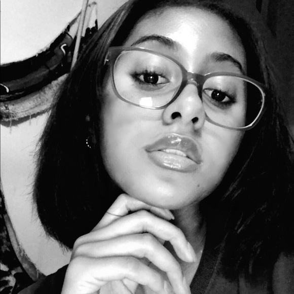 Meet your Posher, Makylah - Picture 1 of 1